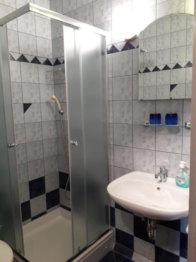 Mini Vendeghaz Budaoers Buitenkant foto